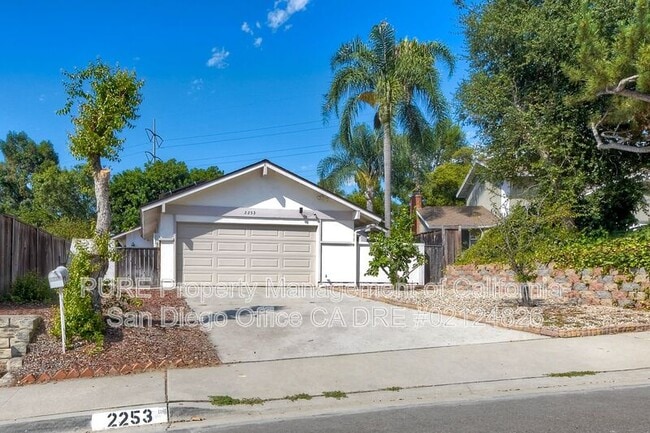 Primary Photo - 2253 Raintree Pl