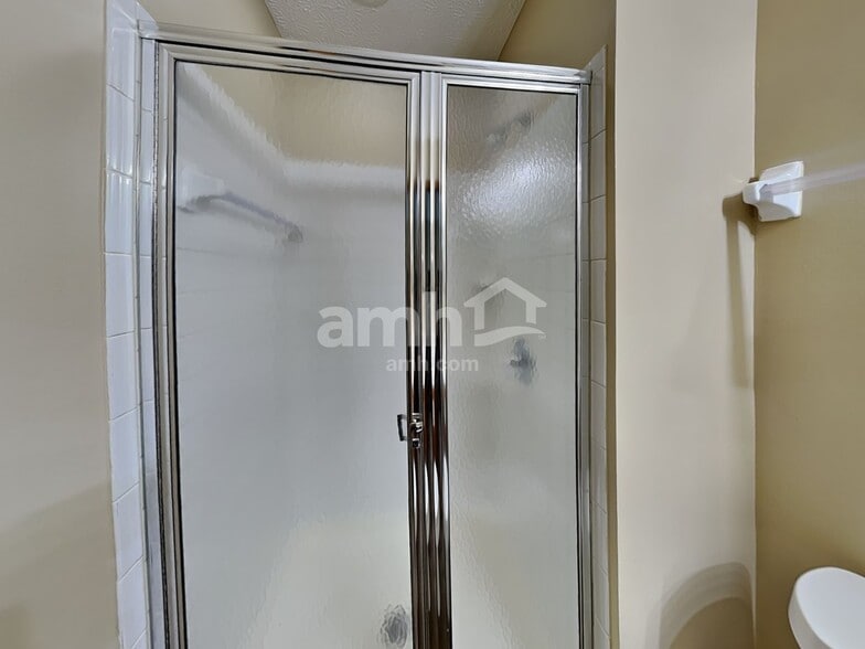 Building Photo - 5712 Danmar Dr