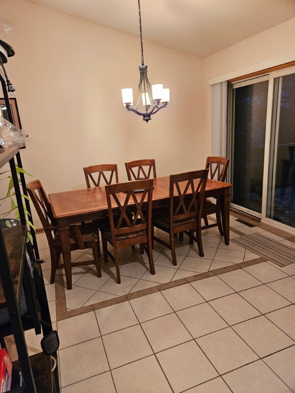 Building Photo - 9423 Alamo Ct NE