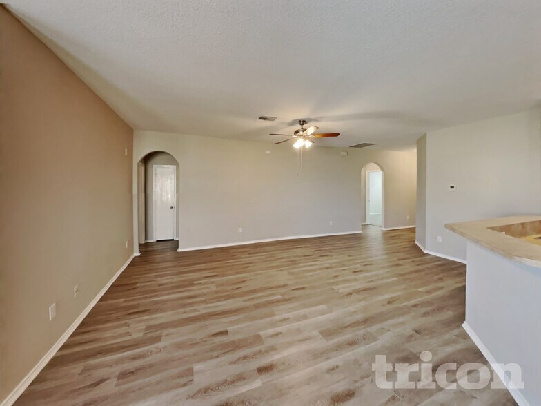 Building Photo - 20435 Shiloh Mist Ln