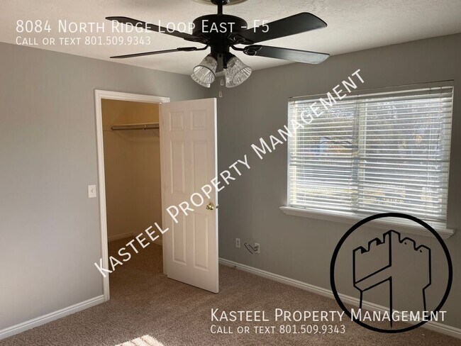 Building Photo - 8084 N Ridge Loop E