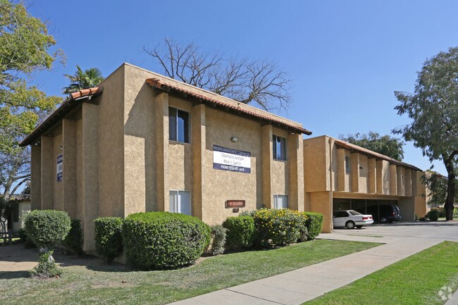Primary Photo - Stoneridge Apartments