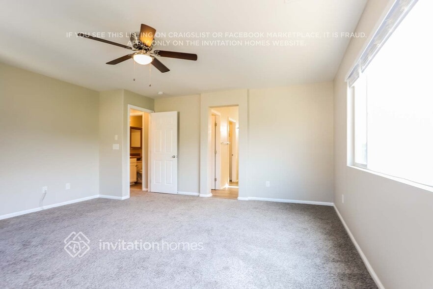 Building Photo - 16424 E 97th Ave