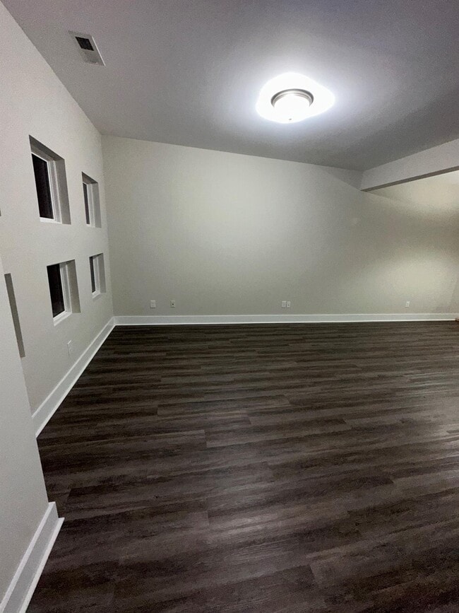 Building Photo - 3514 Steffisburg Dr