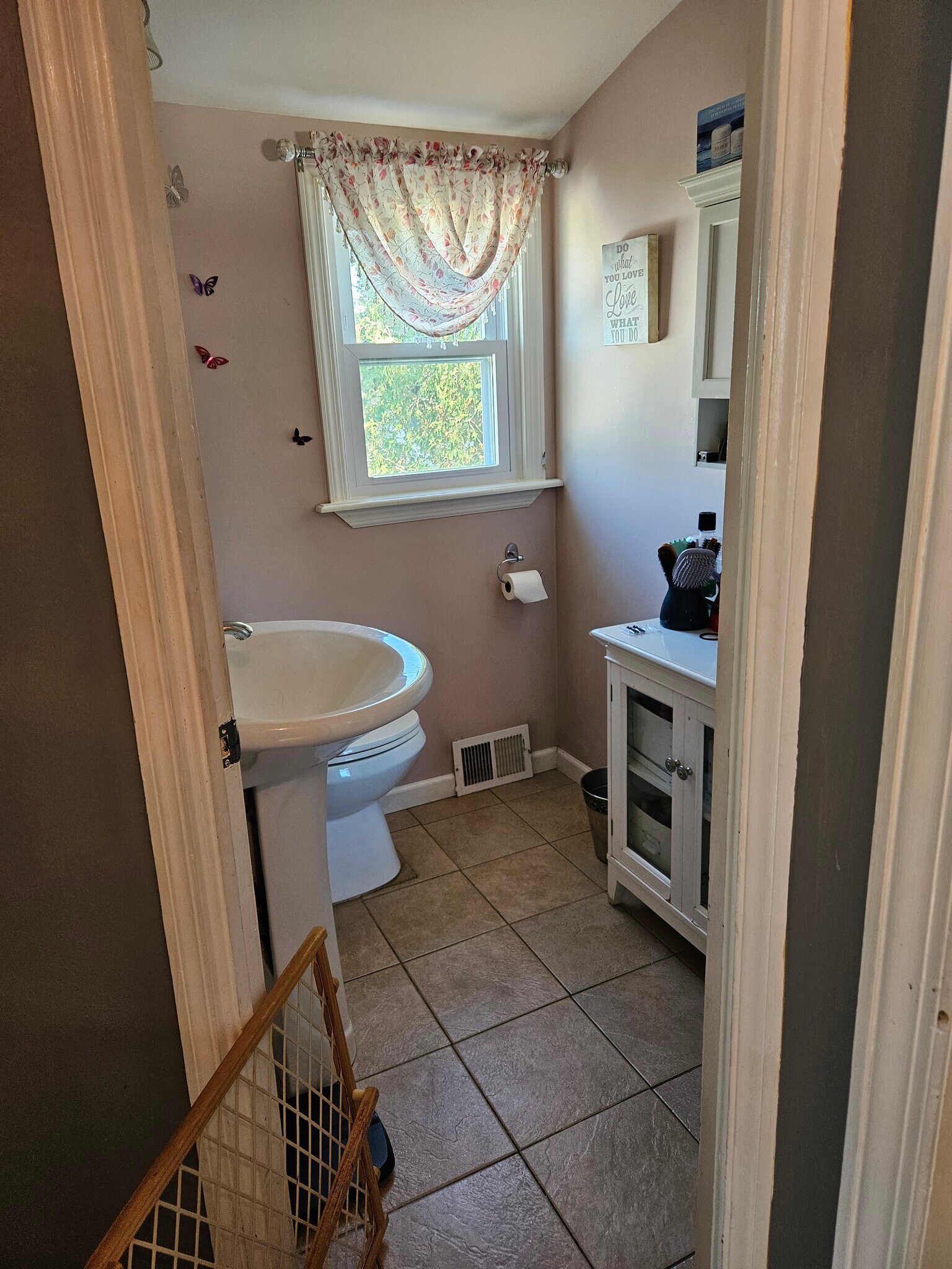 Building Photo - 898 Bowling Green Dr