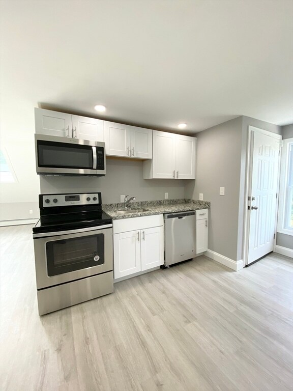 Building Photo - 286 Kimball St