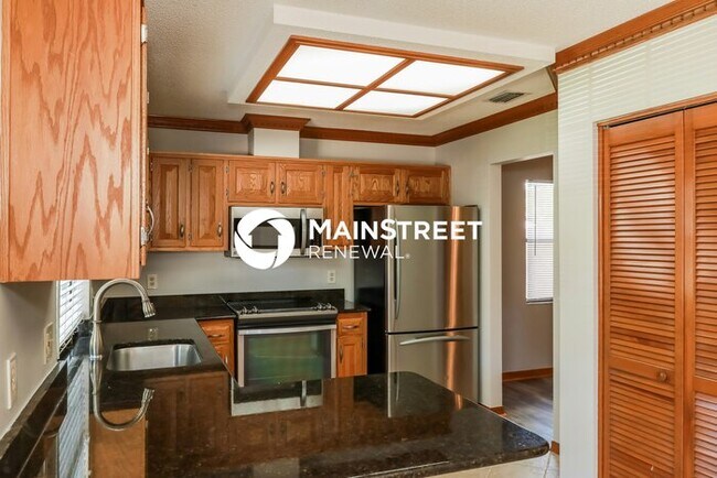 Building Photo - 3 Bedroom Pet-Friendly Home in Fleming Island, FL with Main Street Renewal