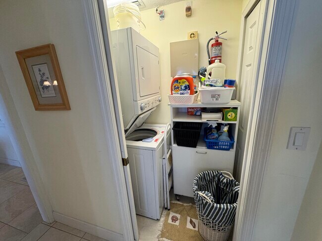 Building Photo - 221 Ocean Grande Blvd