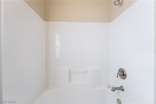 Building Photo - 9526 Vega Carpio Ave