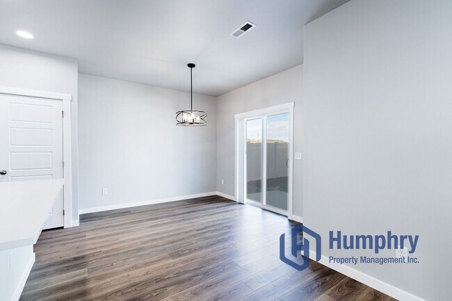Building Photo - Home in a great are of Meridian