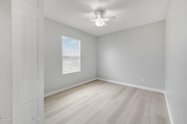 Building Photo - 2545 Revolution St