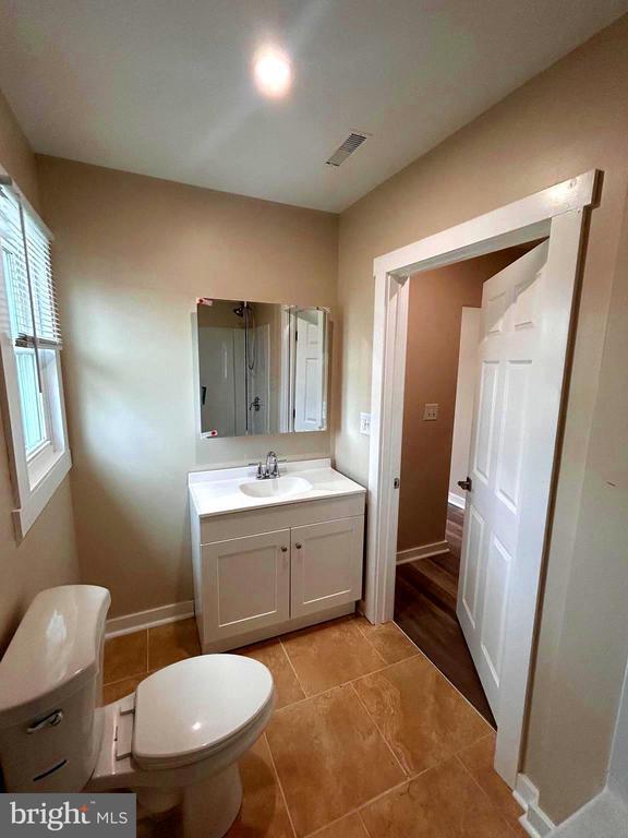 Building Photo - 1063 Tanyard Rd