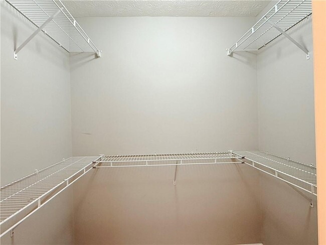 Building Photo - 975 Brushy Creek Ct