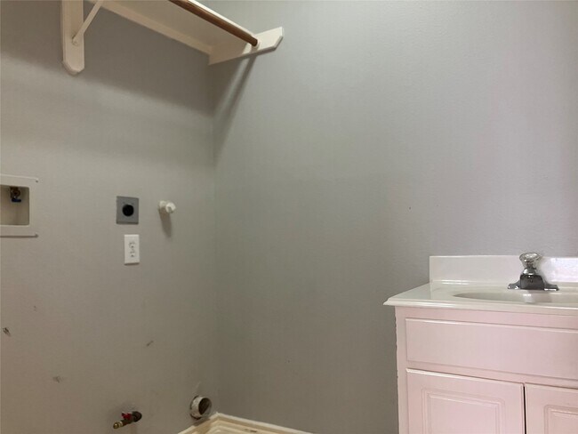 Building Photo - 3402 Pebble Beach Ln