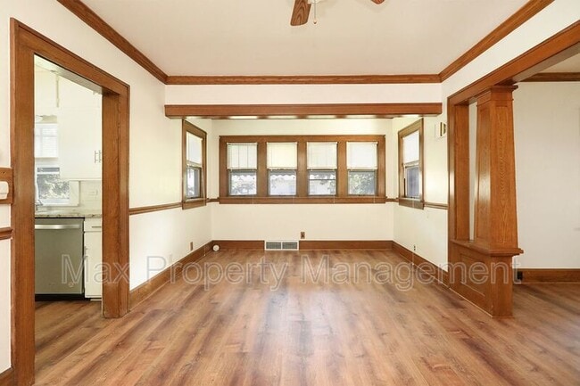 Building Photo - 1113 Douglas Ave