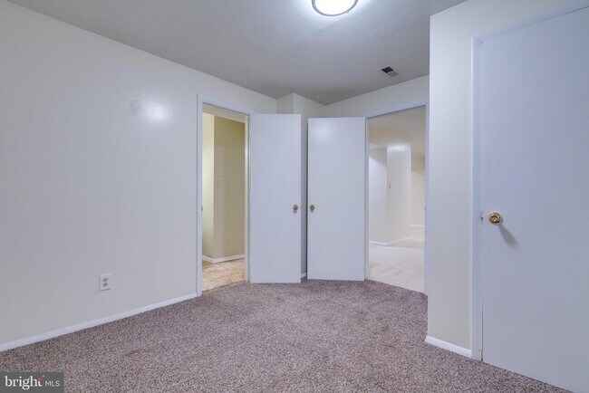 Building Photo - 7107 Dudrow Ct