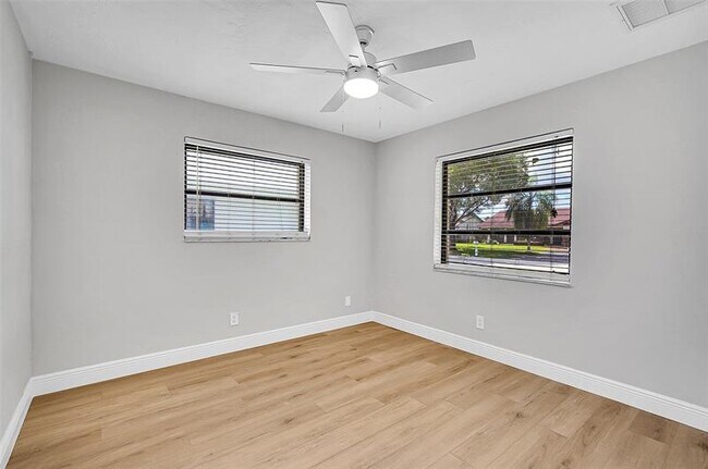 Building Photo - 5700 SW 120th Ave