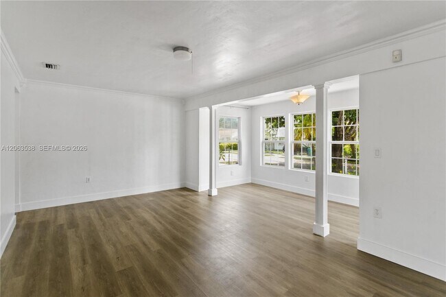 Building Photo - 511 NE 110th Terrace