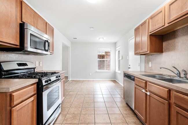 Building Photo - 2831 Maybrook Hollow Ln