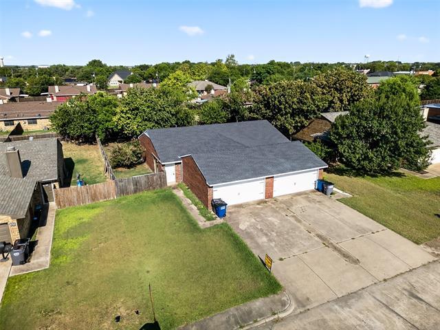 Building Photo - 534 Canary Ln