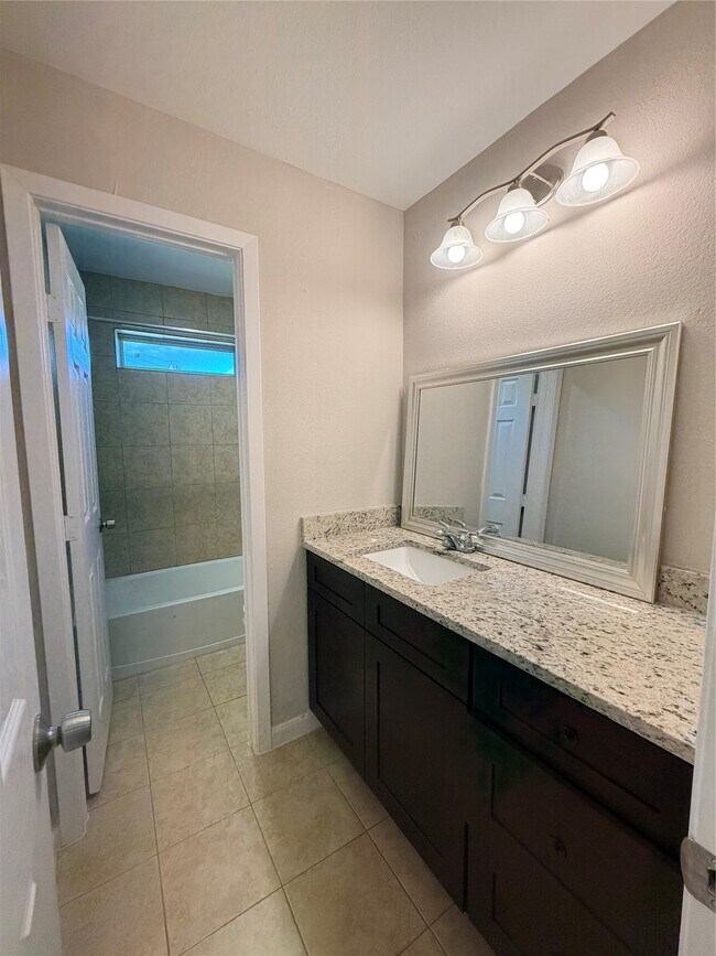 Building Photo - 12722 Yoshino Cherry St