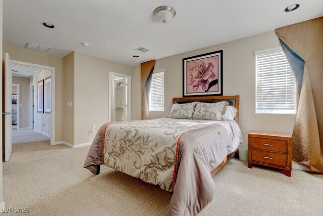 Building Photo - 7765 Floral Fabric Ct