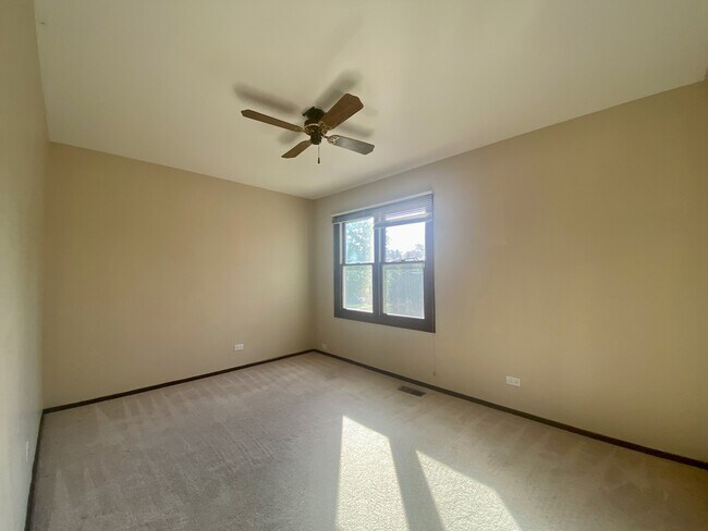 Building Photo - 30 Wildwood Dr