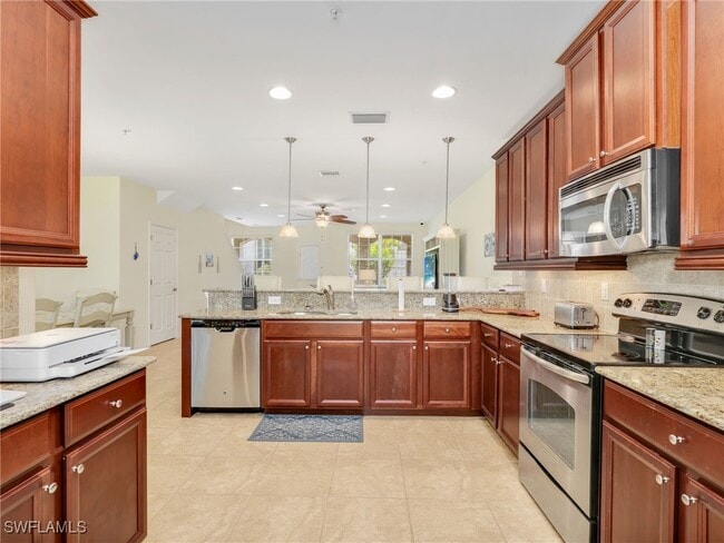 Building Photo - 23421 Alamanda Dr