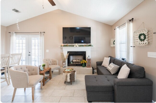 Building Photo - 908 Churchfield Dr