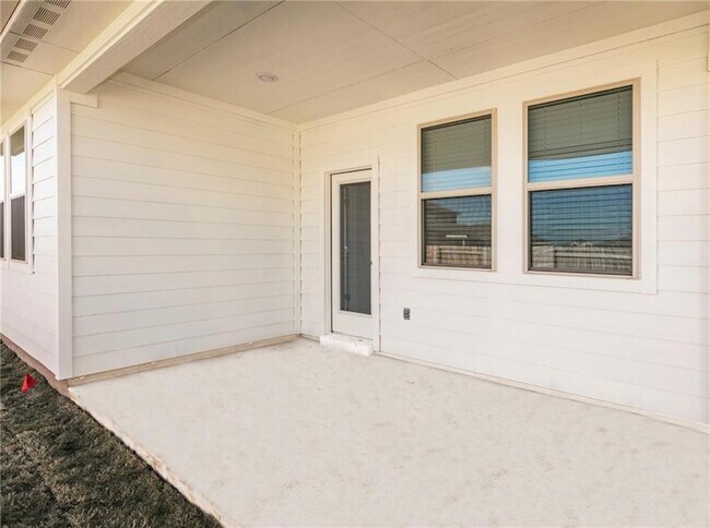 Building Photo - 108 Otella St