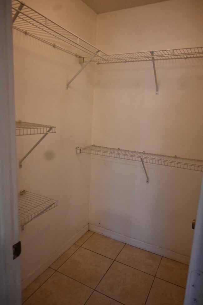 Building Photo - 1513 Rivers Edge Dr