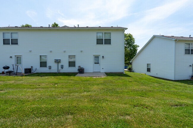 Building Photo - 3523-3525 Prescott Dr.