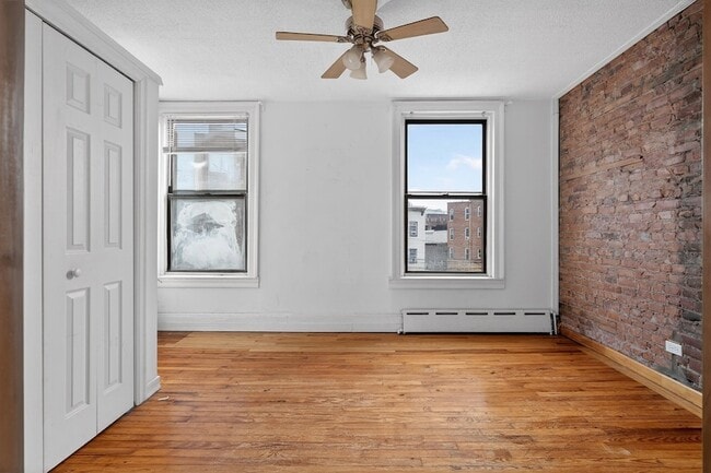 Building Photo - 216 Newark Ave