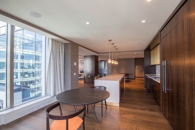 Building Photo - 133 Seaport Blvd