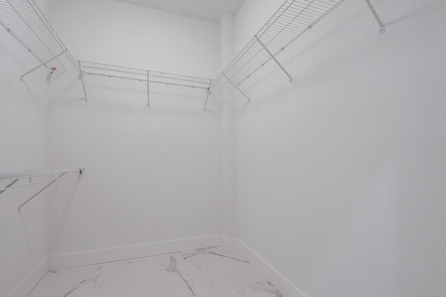 Building Photo - 400 Bella Sol Way
