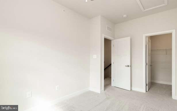 Building Photo - 10420 Quillback St