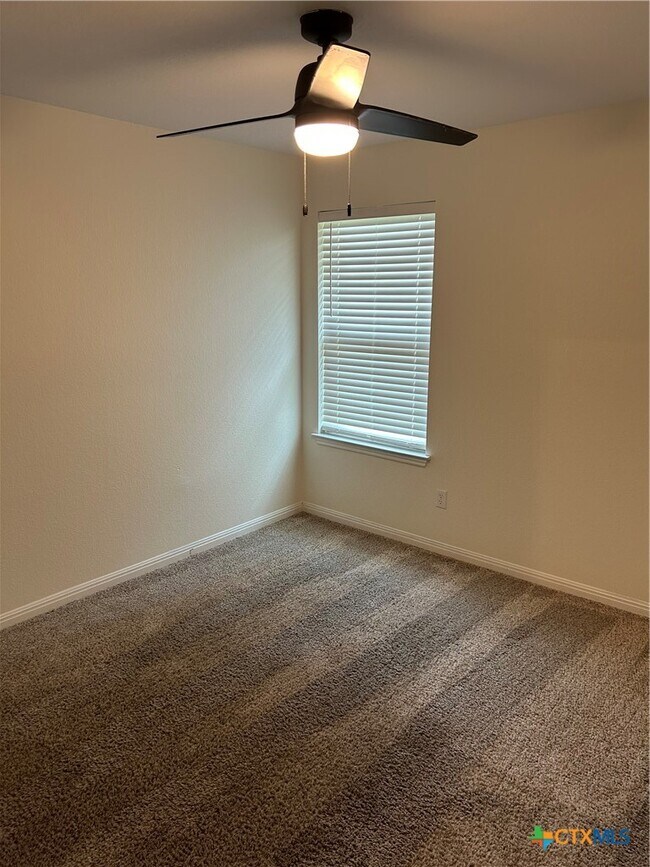 Building Photo - 6045 Teodoro Bend