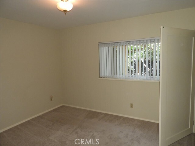Building Photo - 1554 Las Lunas St