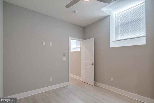 Building Photo - 1607 Catharine St