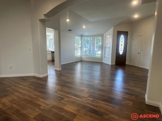 Building Photo - 10407 Loughton Ave