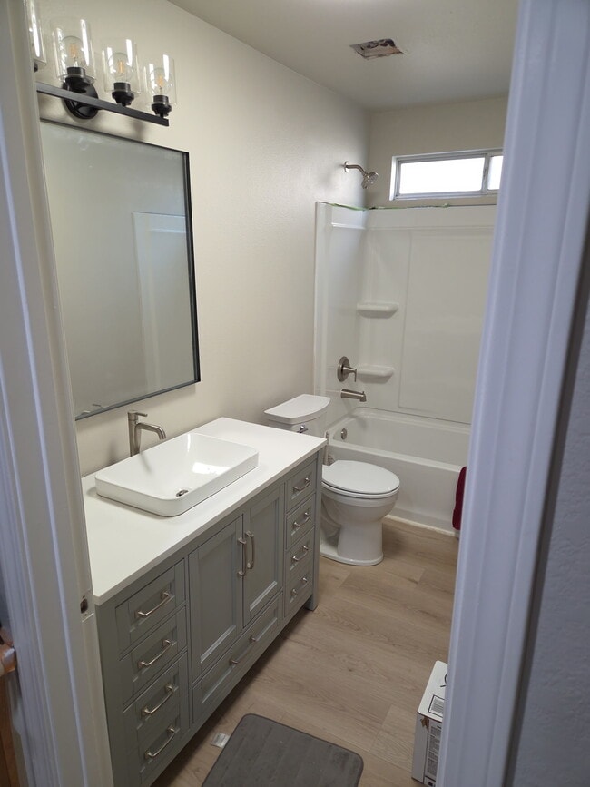 Building Photo - 3670 Judy Ave