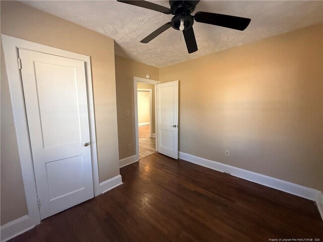 Building Photo - 1106 Clark St