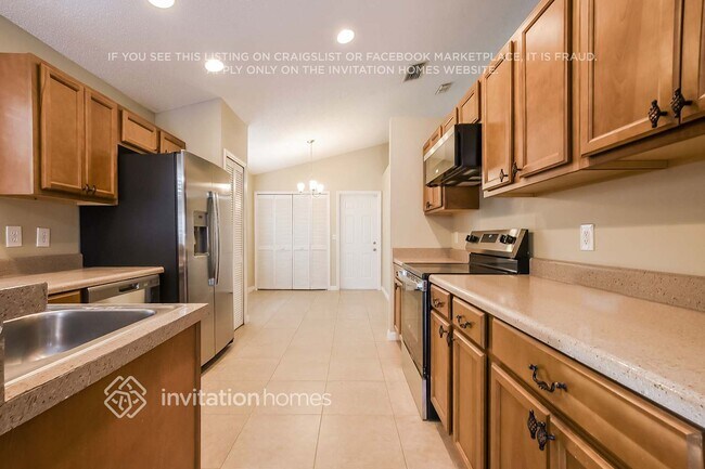 Building Photo - 256 Morning Creek Cir