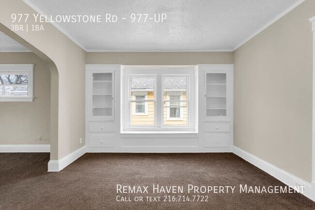 Building Photo - 977 Yellowstone Rd