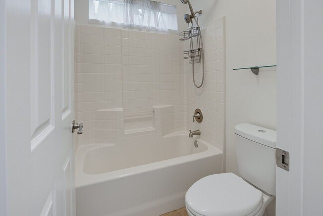 Building Photo - 3239 Canyon View Dr