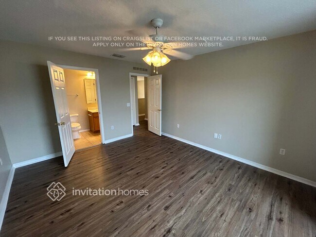 Building Photo - 6012 Sunset Vista Dr