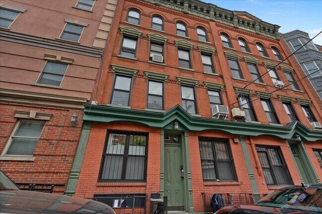 Building Photo - 159 Newark St.