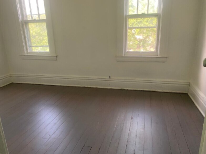 Building Photo - 1149 9th Ave