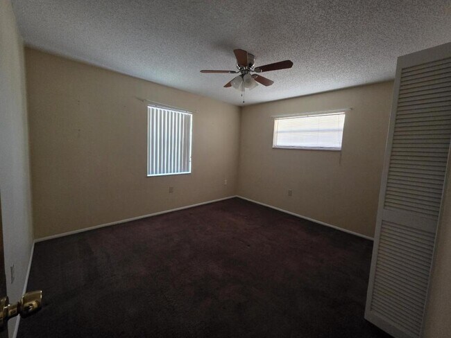 Building Photo - 2052 Deltona Blvd