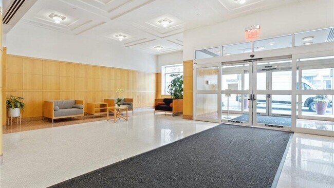 Building Photo - 474 48th Ave-
